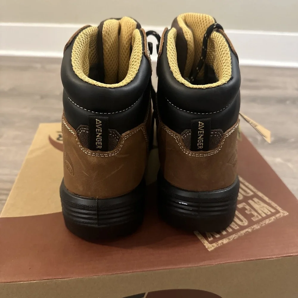 Avenger Womens Work Boot Size 11 Wide A7451 Foundation Composite Toe Waterproof